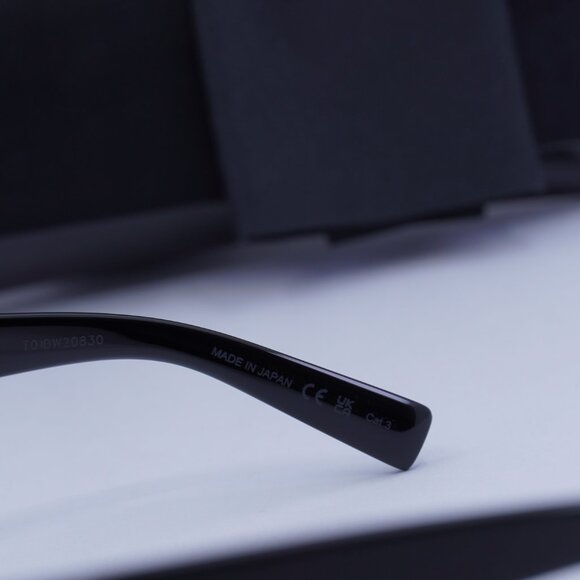 Final Price! Saint Laurent SL607 001 Sunglasses - Picture 6 of 10